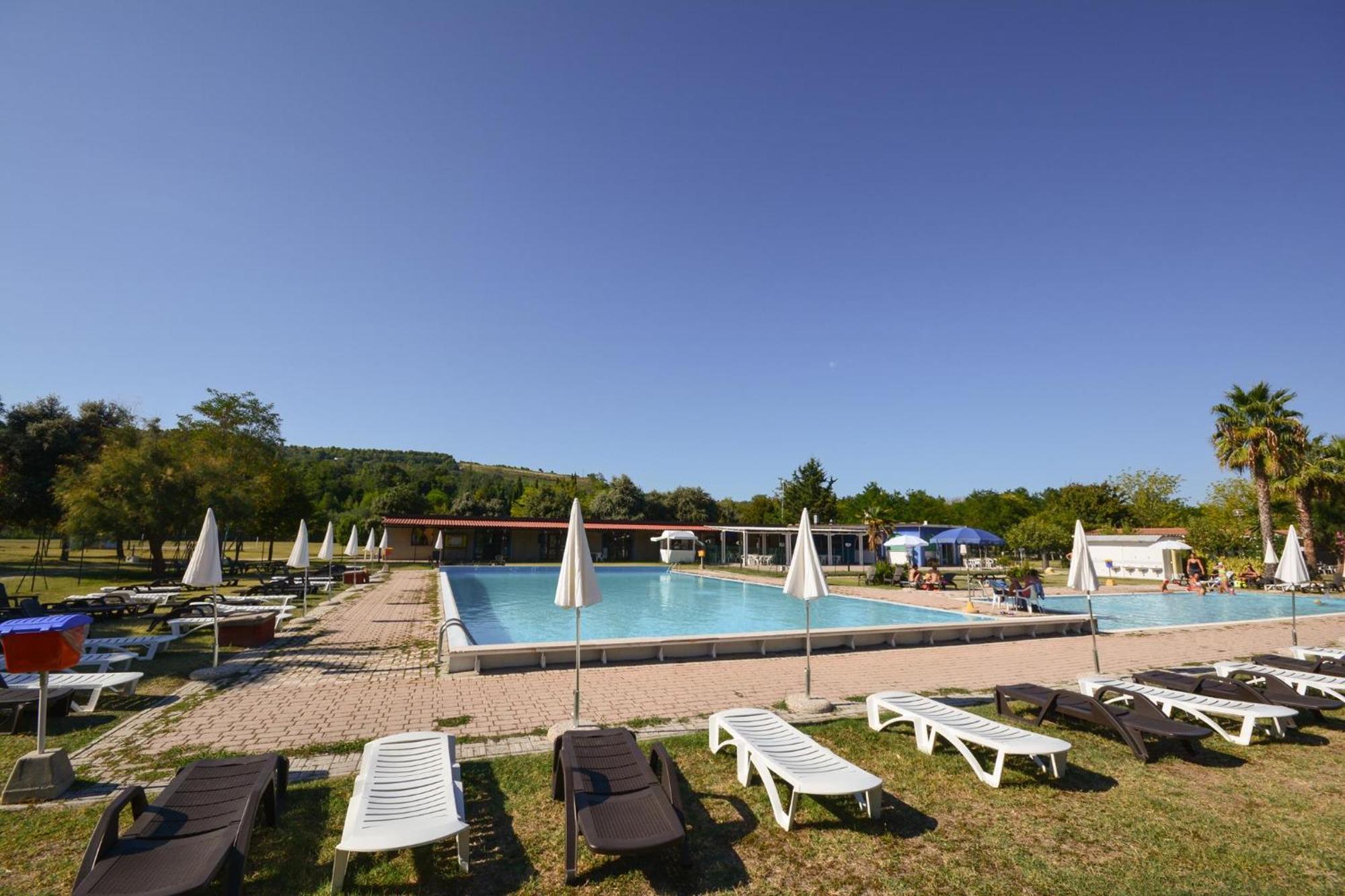 Centro Vacanze - Garden River Altidona Zewnętrze zdjęcie